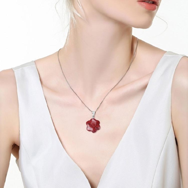 Artistic Crafted Flower Crystal Pendant Set Natural Stone Flower Pendant Charm For Handmade Jewelry And Necklace