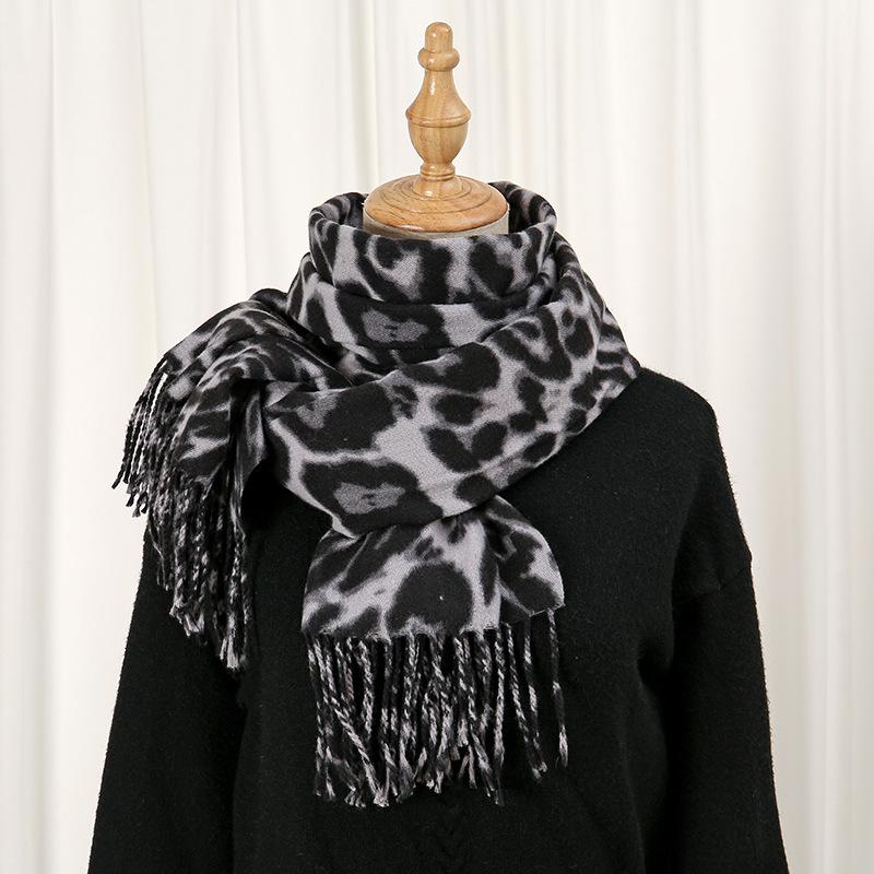 New Fashion Leopard Print Scarf Women's Winter Versatile Thickened Imitation Cashmere Shawl Dual-purpose Scarf