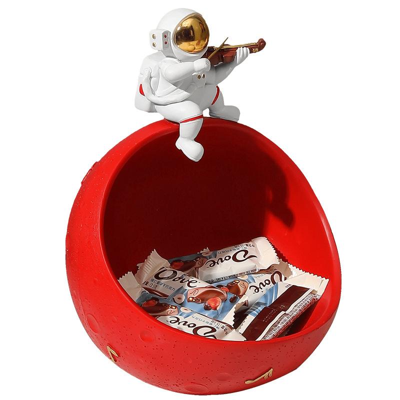 Nordic Creative Design Astronaut Fruit Dining Plate Ornaments Key Storage Living Room Dining Tabletop Entrance TV Cabinet Home Decoration