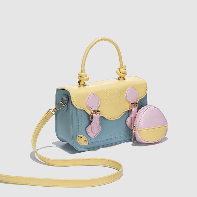 Cambridge Bag Shoulder Messenger Bag 2025 New JK College Style Mobile Phone Bag Fashion Commuter Messenger Small Square Bag Women