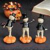 1 Piece Suitable for Halloween Pumpkin Base Mummy Figurine, Quirky Desktop Decoration, Resin Craft Small Statue
