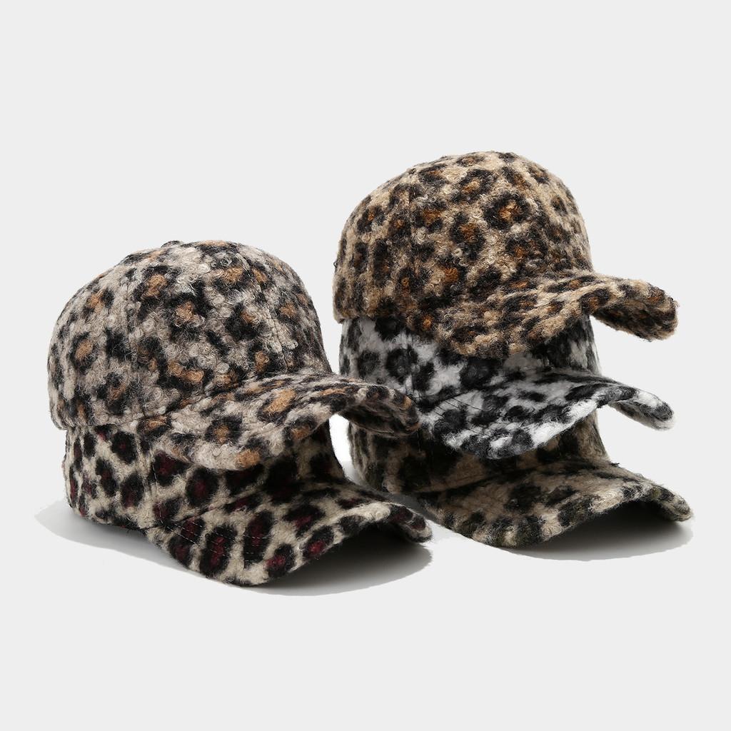 Modern Leopard Print Baseball Cap With Warm Polyester For Fall Winter Outdoor Casual Wear