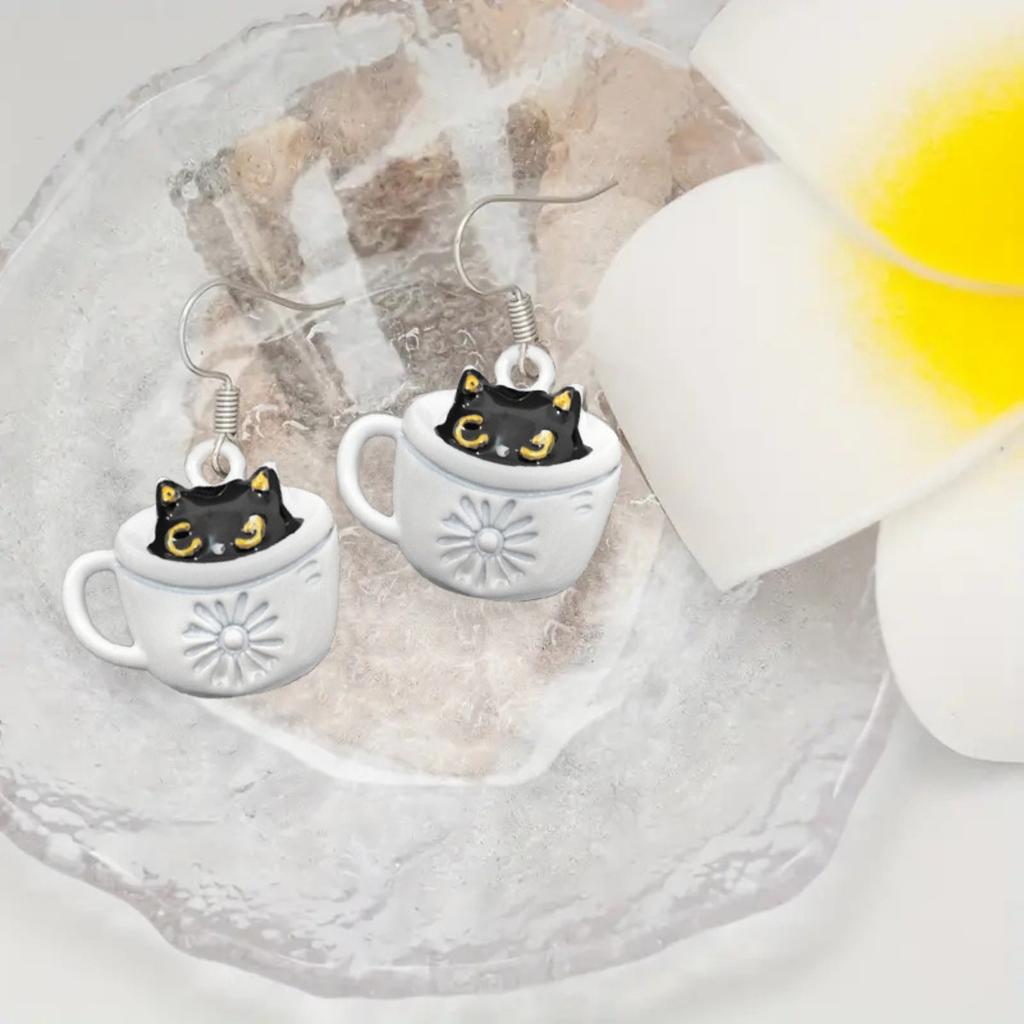 Cute Black Cat In Coffee Cup Drop Earrings for Women Sweet Enamel Cat Design Dangle Earrings Fashion Daily Jewelry