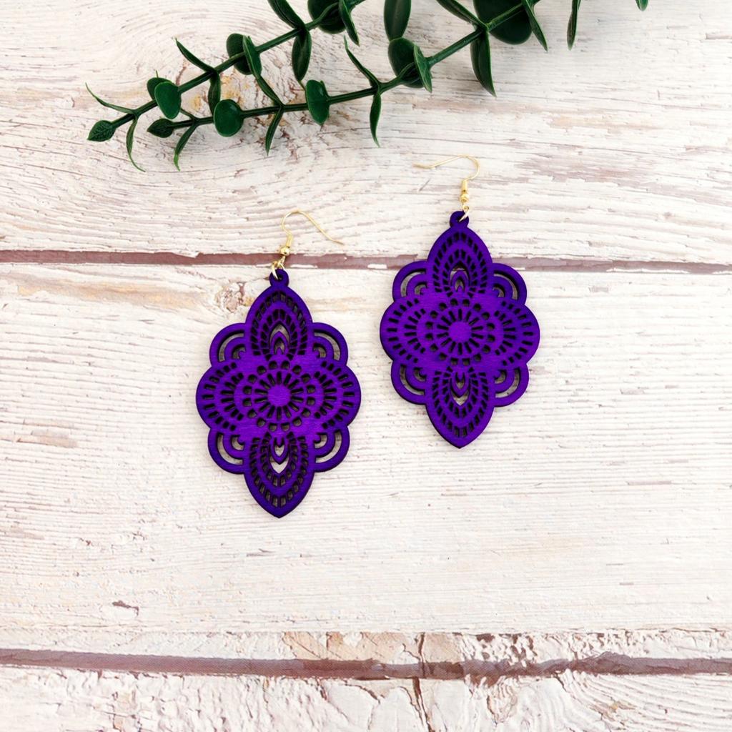 New Vintage Ethnic Style Long Wooden Earrings with Carved Patterns