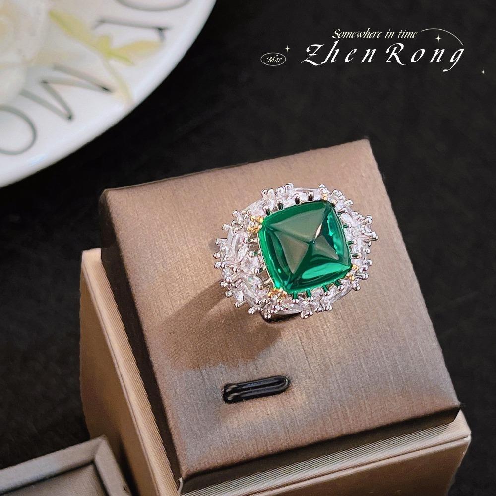 Women Vintage Emerald Sugar Loaf Ring Full Diamond Royal Blue Fanta Color Gemstone Heavy Work Jewelry