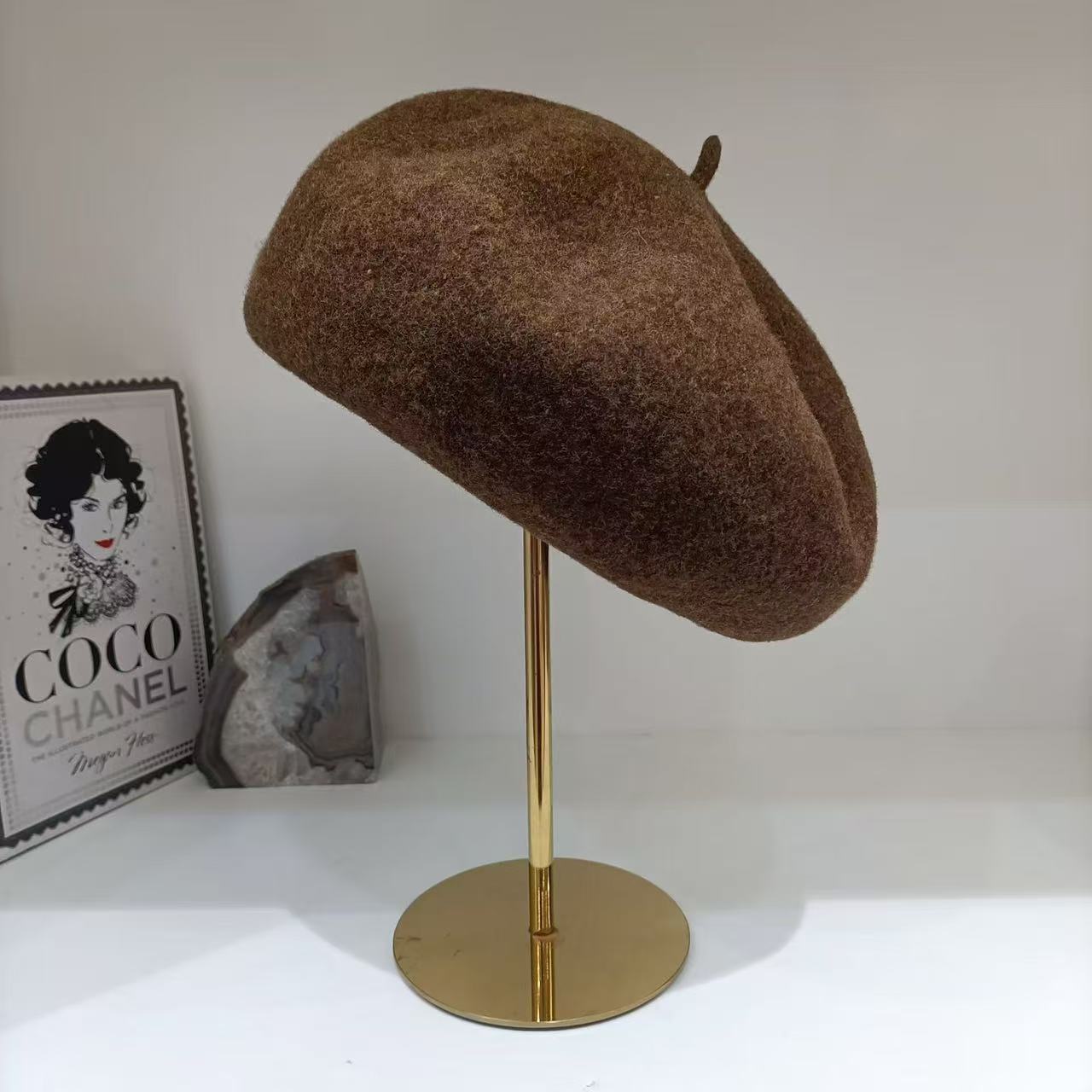 

Japanese Retro Style Wool Beret Children S Autumn And Winter New Warm Painter Hat Showing Face Small Fashion Pumpkin Hat кавовий