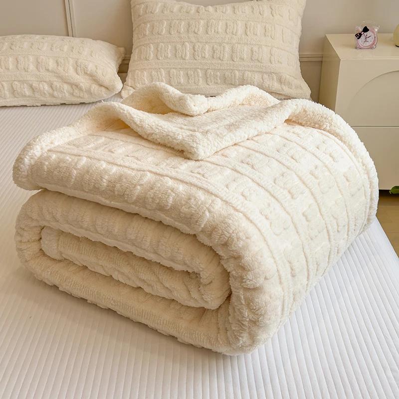 Thickened Coral Fleece Bed Blankets for Winter Warm Soft Imitation Lambs Wool Jacquard Blankets for Bedroom Sleeping Sofa Throw