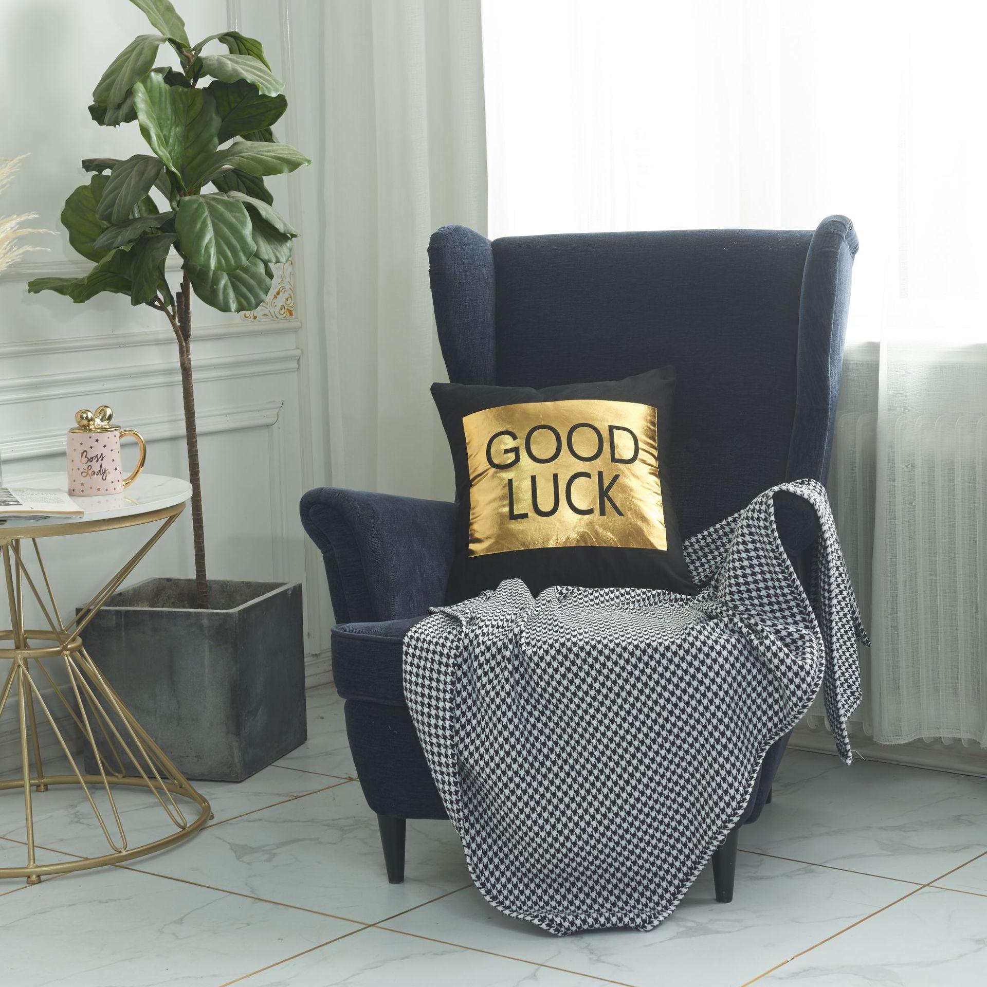 

Скандинавская набивка горячим тиснением Гусиная лапка Микс и Мэтч Наволочка Смесовая ткань Креативный стиль Наволочка без наполнителя Classic mix and match series