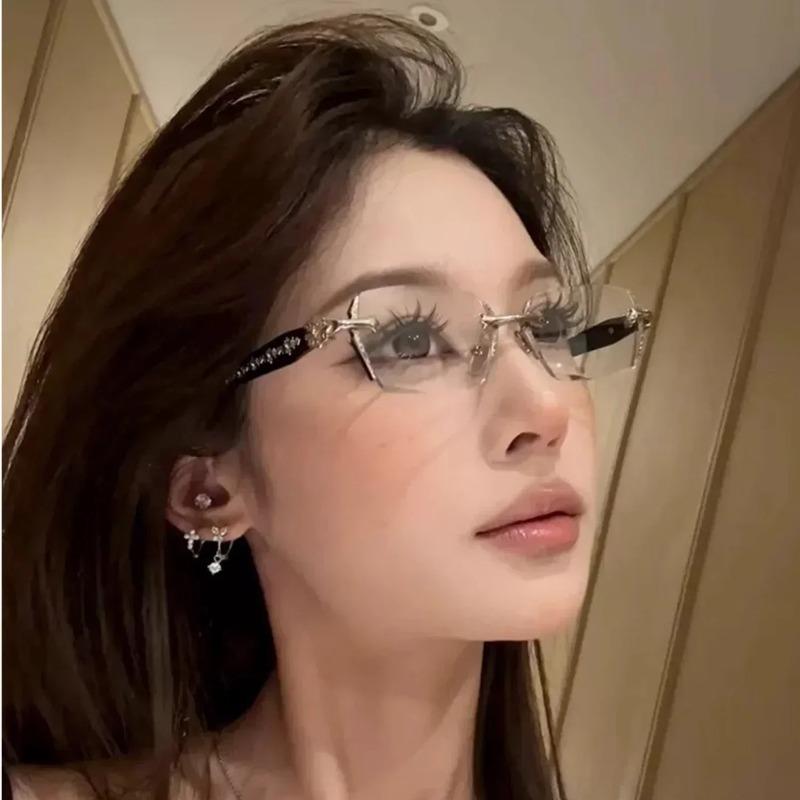 Y2K Retro Frameless Glasses for Women and Men Fashionable Metal Carved Anti Blue Light Glasses