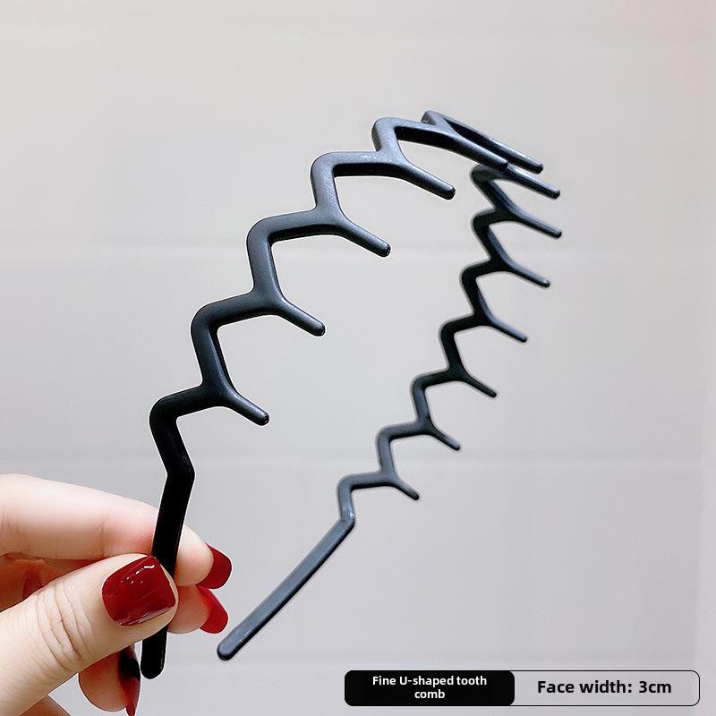 

Матово-чорна спортивна пов язка унісекс: Нековзкий, універсальний для активного відпочинку та миття обличчя.