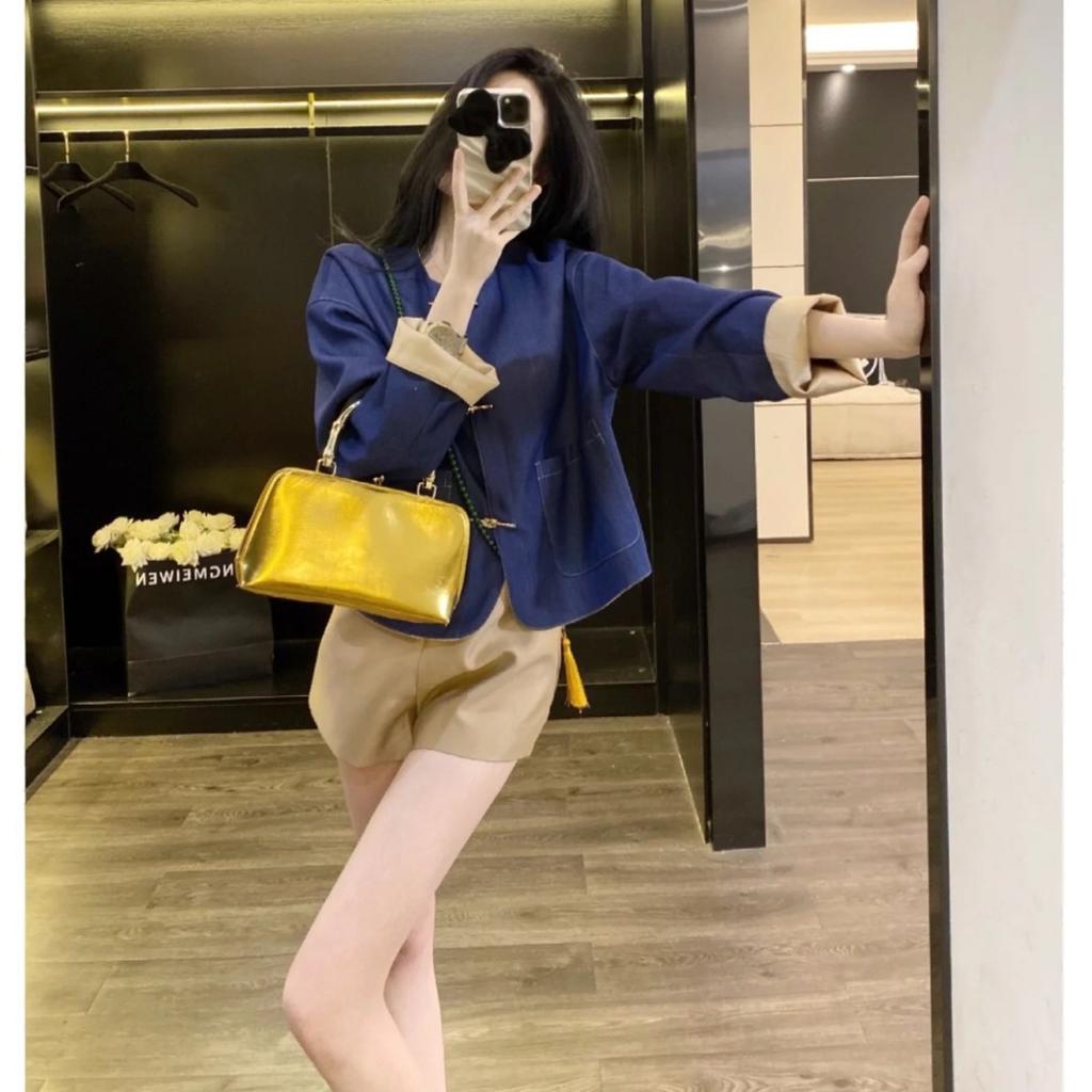 Bolsa de Mão Feminina de Celebridade da Internet de Moda Europeia e Americana Transfronteiriça Nova Bolsa de Embreagem Quadrada Amarelo Dourado com Nó de Bambu para Mulheres