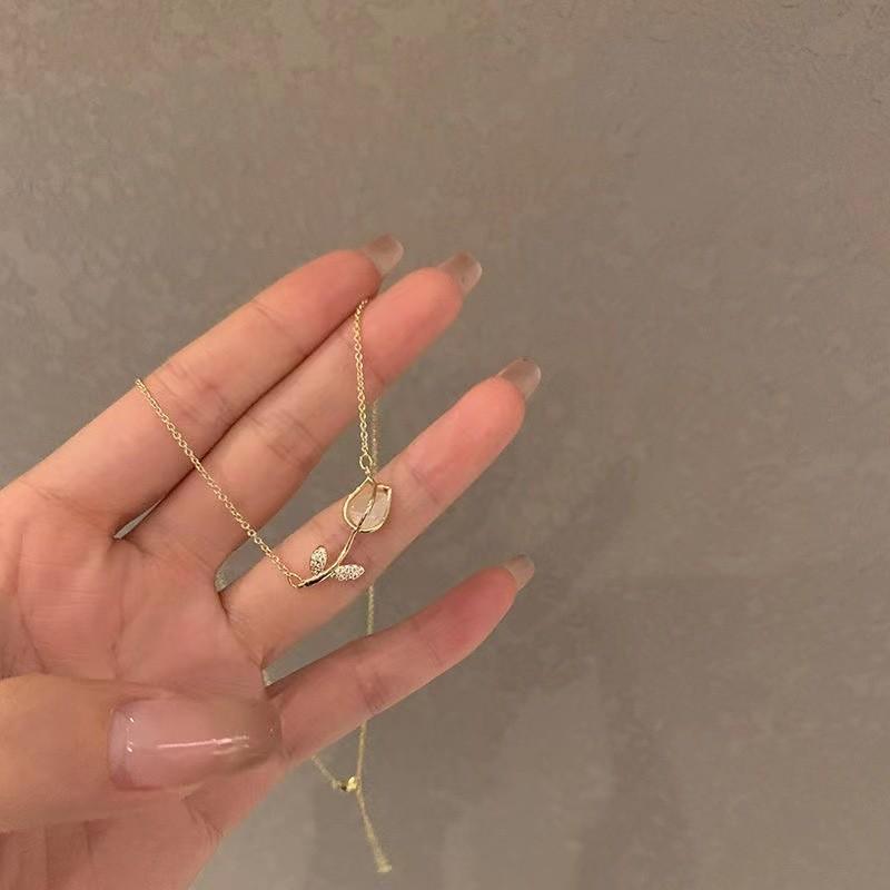 

Fashion Crystal Tulip Flower Earrings Necklace Jewelry Botanical Set for Female Girls Charm Party Jewelry Birthday Fine Gift