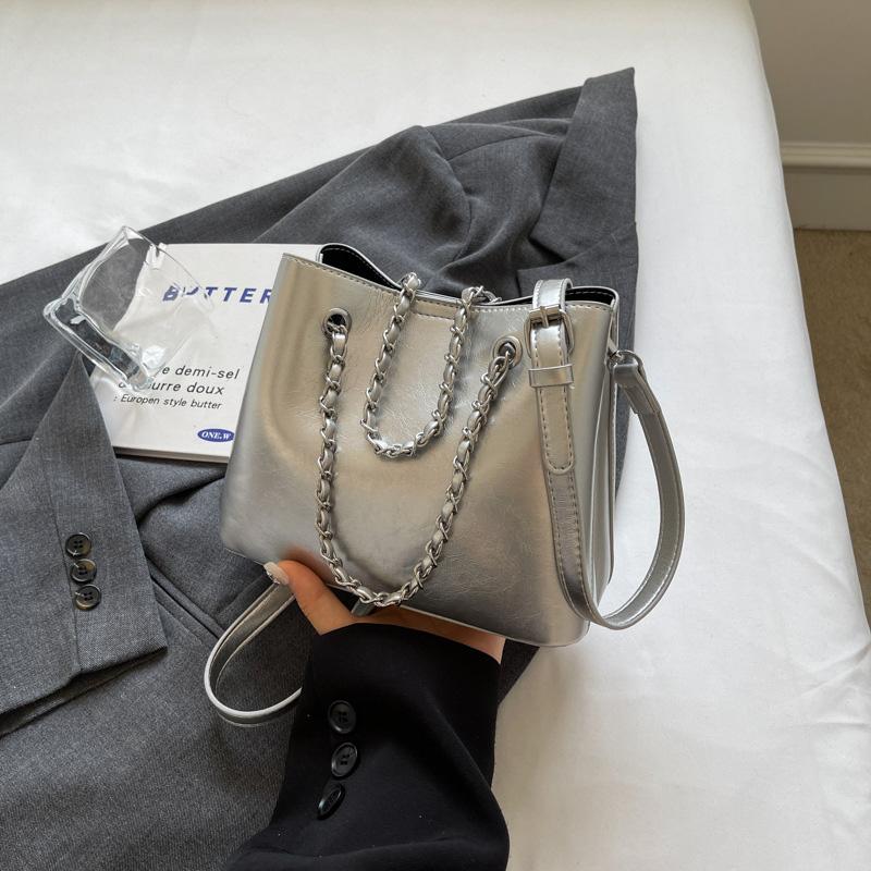 Square PU leather women's bags one shoulder crossbody bucket bag with large capacity detachable chain trendy new