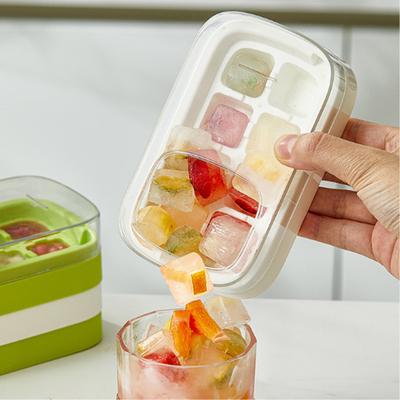Yumuşak Tabanlı Mini Bas-Bırak Buz Kalıbı, Dondurucu İçin BPA İçermeyen Plastik Kalıp, Kolay Çıkarılabilir, Sızdırmaz, Yer Tasarruflu Buz Yapıcı, Ev Partileri İçin