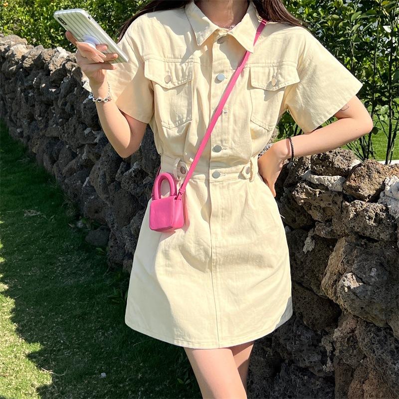 

Передний и задний карман на молнии. Летнее платье с короткими рукавами для студенток. Японская короткая юбка с вырезом поло. Модная женская одежда. S абрикосовый