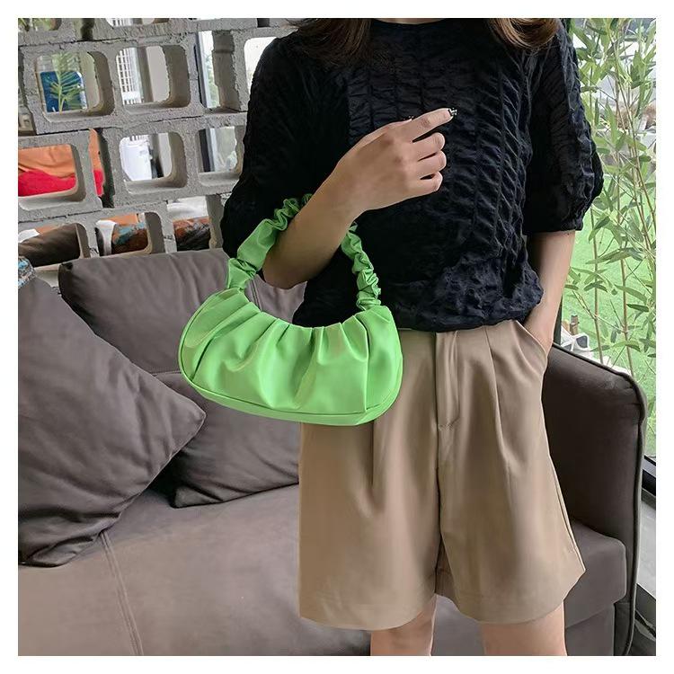 

2024 Autumn Women s Versatile Pleated Shoulder Bag: Stylish Fashion Handbag 27 x 7 x 15 cm зелёный