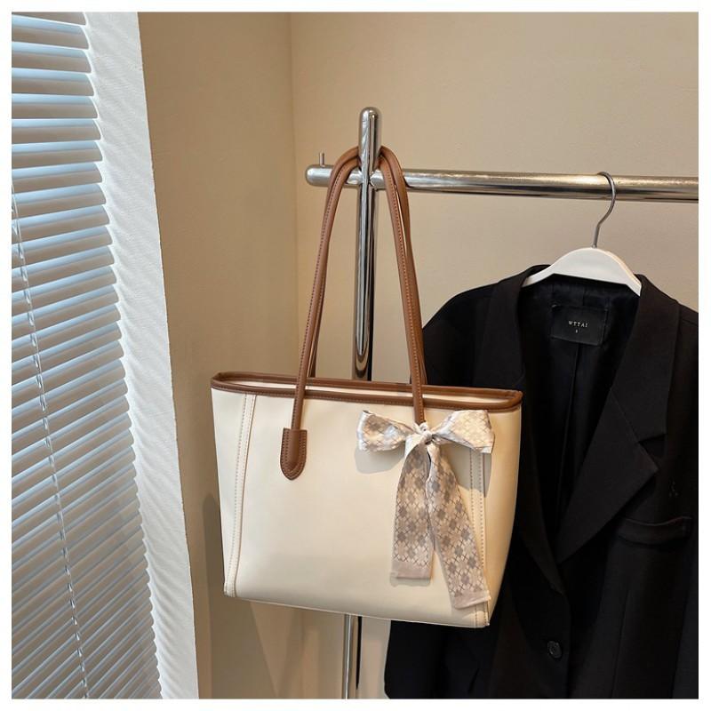 

Large-capacity Silk Scarf Women s 2026 New Work Commuting Shoulder Bag Trendy Texture Casual Tote one size покинуть белый