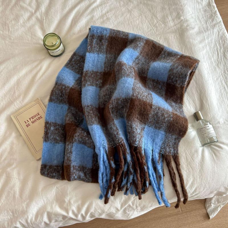 Autumn and winter new Maillard imitation cashmere plaid scarf women's winter senior sense versatile shawl thickened warm scarf