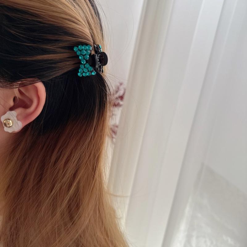 Exquisite Petite Rhinestone Bow Hairpin: Mini Claw Clip for Women, High Quality