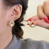 Soft Pearl Earrings for Women, Fashionable and Unique Rhombus-shaped Stud Earrings, Versatile Pearl Earrings for New Year and Various Occasions