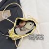 Einfache und modische koreanische Version Nischen-Achseltasche Damen Frühling Neu Süßer und cooler Stil Personalisierte tragbare Umhängetasche Damen