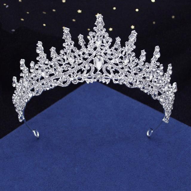 

Великолепная хрустальная корона повязки на голову Королевская королева диадемы День рождения Свадебные украшения для волос Свадебная диадема Головной убор принцессы невесты серебряный