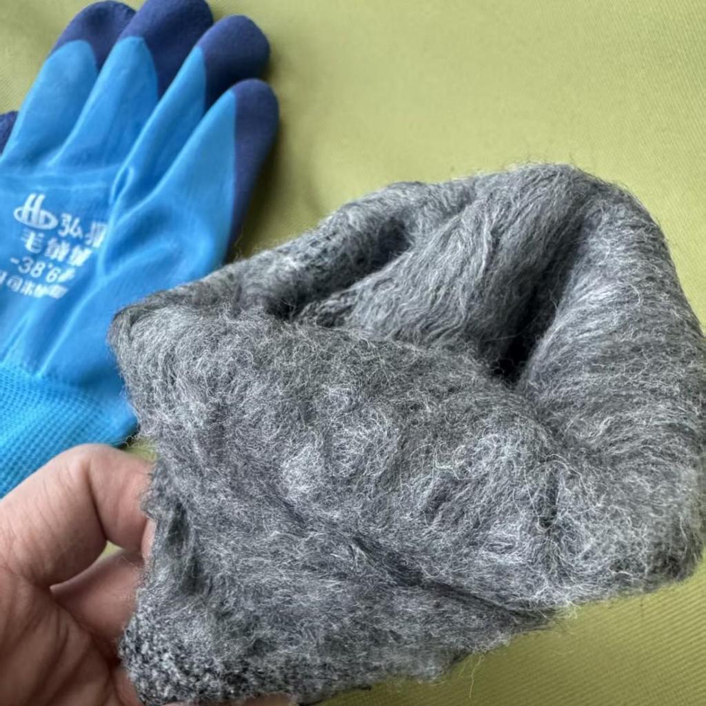 Wasserdichte, rutschfeste, verdickte warme Handschuhe für Outdoor-Aktivitäten wie Angeln, Radfahren und Bergsteigen.