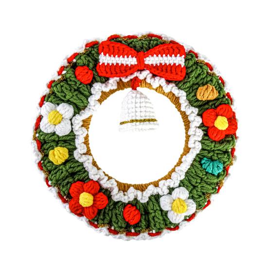 Crochet Christmas Wreath Ornaments Handmade Knitted Wreath Hanging Decoration with Bell for Xmas Tree Holiday Wall Home Decor
