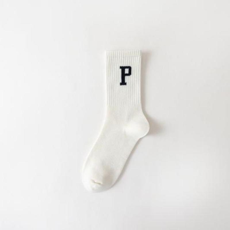 Trendige Socken, Lange Socken für Jungen und Mädchen, Mid-calf Sportsocken für College-Stil, Einfache und reine Baumwoll-Freizeitsocken