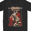 Klasyczny Męski T-shirt z Graficznym Nadrukiem Conan Barbarzyńca Czarny Miękki Okrągły Dekolt Krótki Rękaw z Uderzającą Czerwoną Grafiką Wojownika