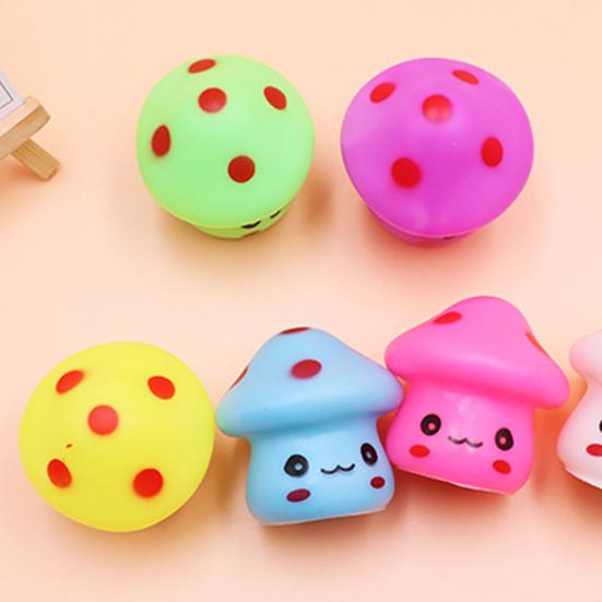 Night Light Fantastic Vinyl Mushroom Cute Light LED for Desk Decor