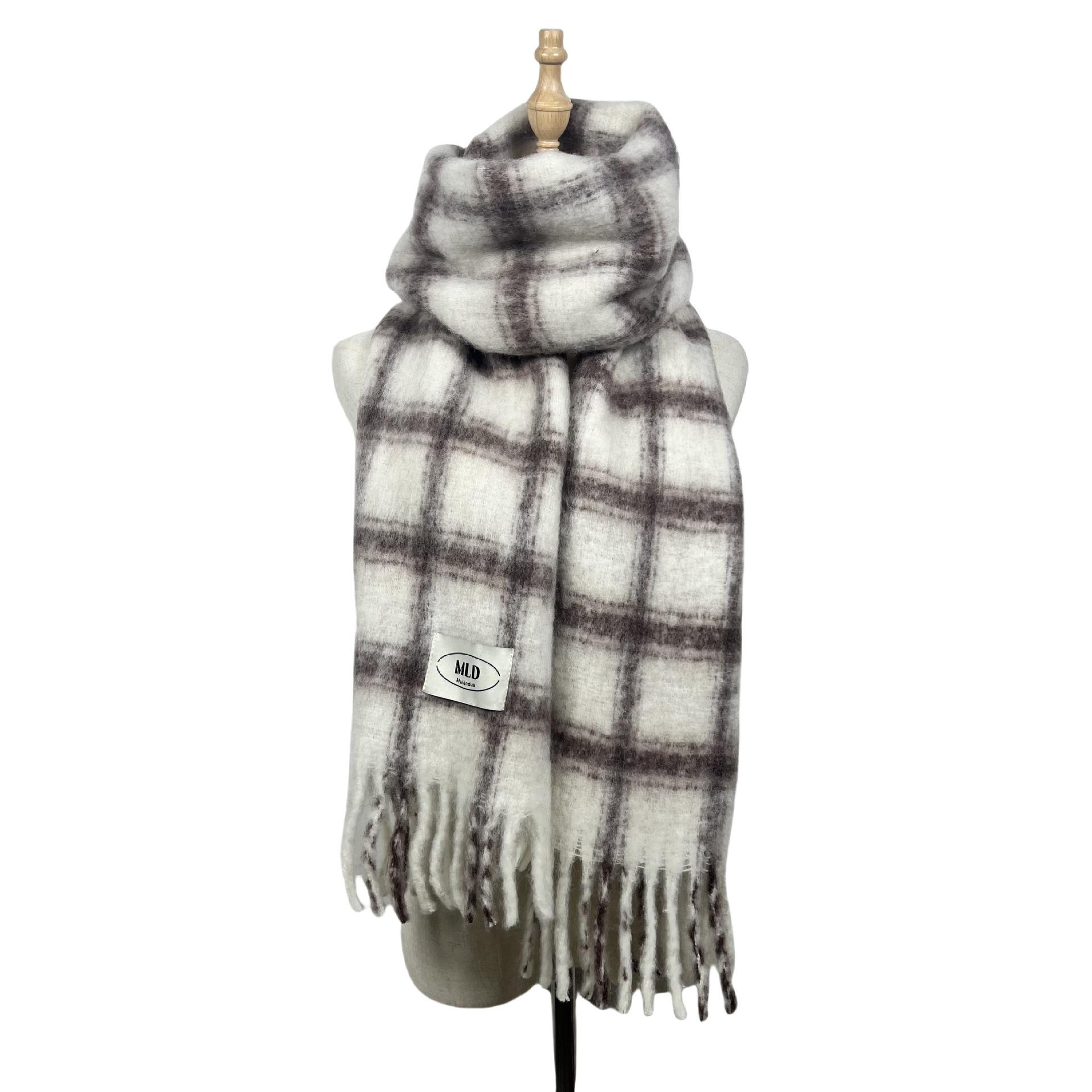 

Шерстяной клетчатый простой шарф женский новый зимний высококлассный атмосферный шарф универсальный