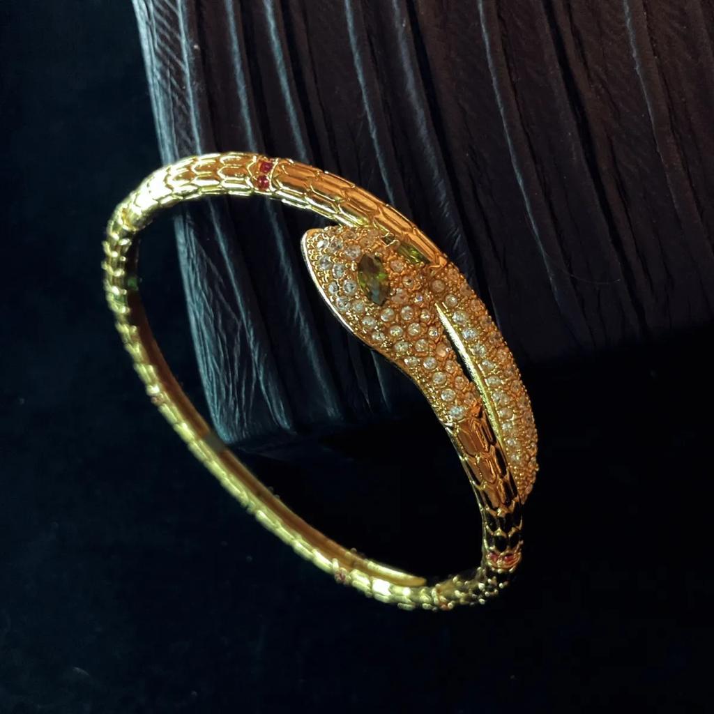 New Ling Snake Advanced Snake-shaped Bracelet, Light Luxury, Simple and Versatile Fashion Bracelet