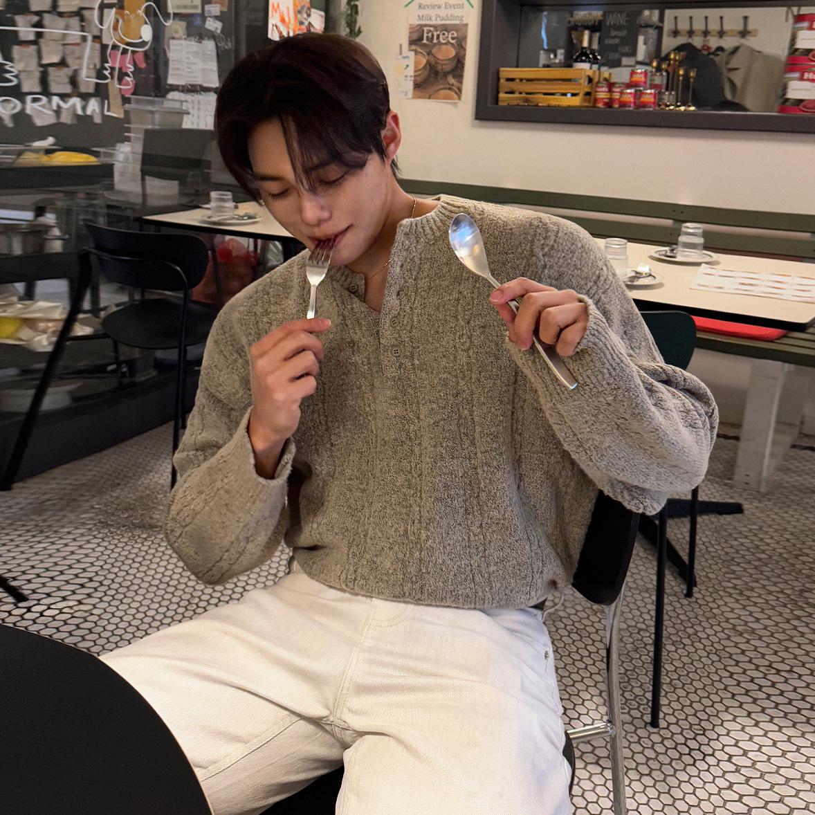 

Men s Winter Loose Henley Collar Knitwear Sweater - Old Money Korean Commute Style M хакі