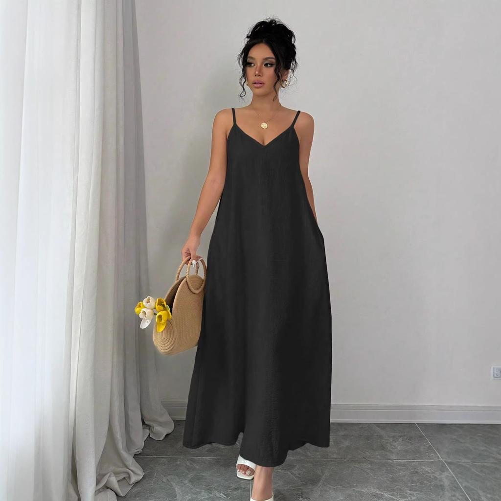 European and American Popular Elegant Black Solid Color Suspender Dress Sleeveless Vacation Style Long Dress