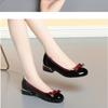 Fashion Women Fashion Bow Knot Slip On Round Toe Shoes Women Elegant Ballet Soft Leather Loafers 2025 Party Retro Black Soft Sole Shoes