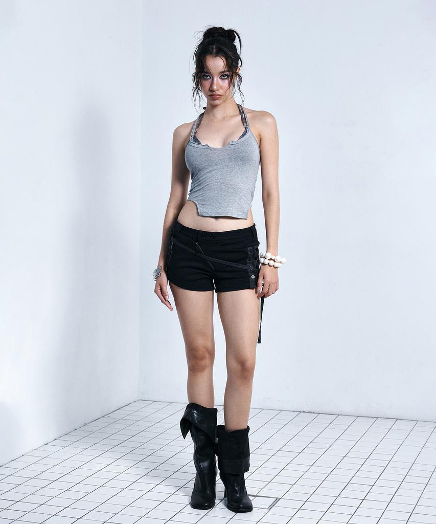 Peullijeunopallou Tana Button Shorts (Deep Black)