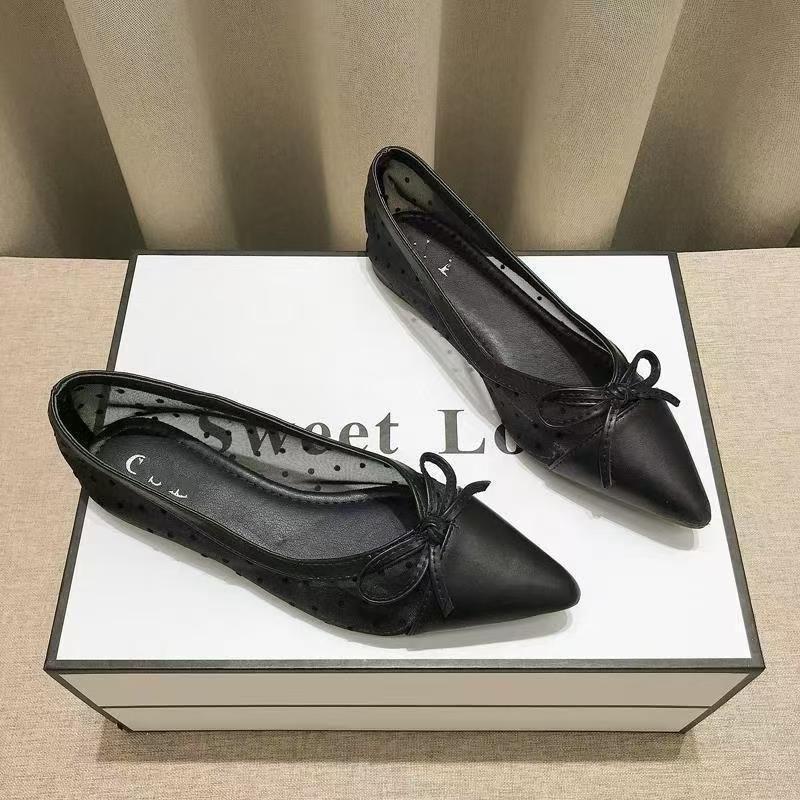 

2025 new pointed mesh flat shoes to work breathable bow sandals hollow soft sole shallow mouth outer wear single shoes 35 чорний