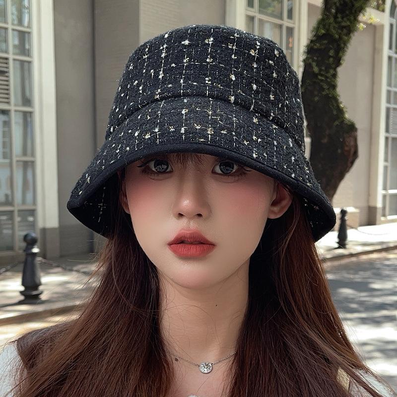 New Xiaoxiangfeng Plaid Bucket Hat Female Face Small Autumn and Winter Warm Advanced Sense Bucket Hat Korean Version Versatile Basin Hat