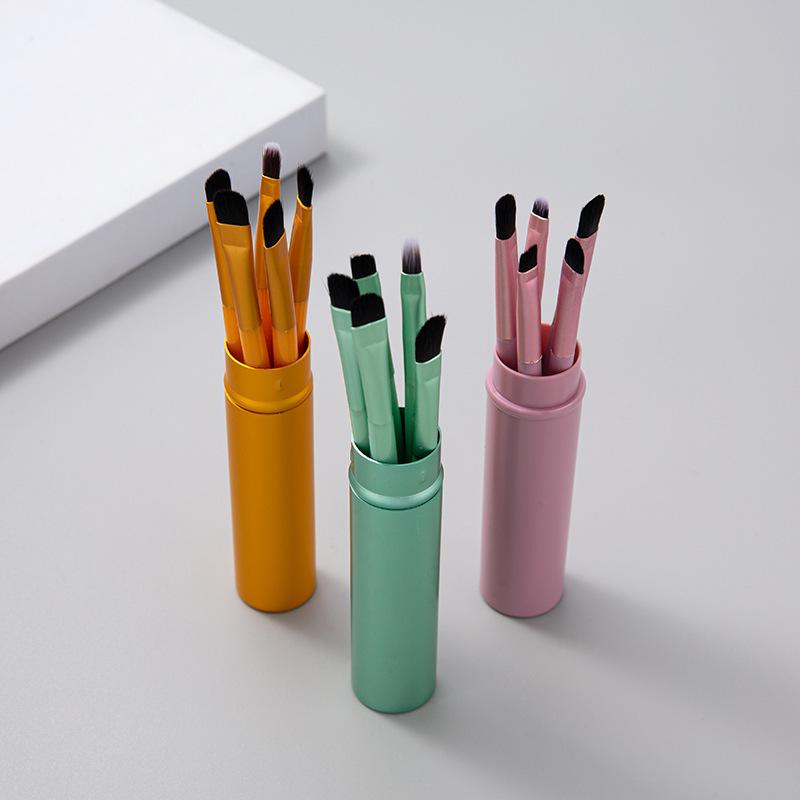 Crazed Rush 5-Piece Aluminum Eyeshadow Brush Set with Case: Eyelid, Lip, and Nose Blending Tools