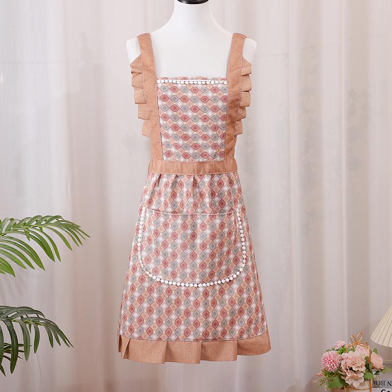 

Шикарное платье-сарафан принцессы с фартуком: Стильная, устойчивая к пятнам рабочая одежда с большими карманами для готовки и дома.