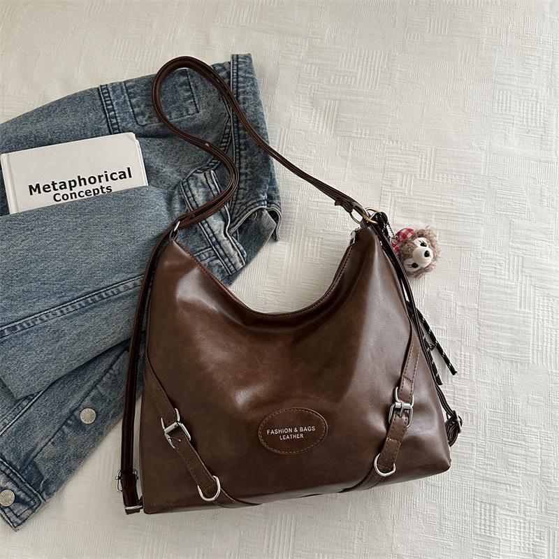 Large Capacity Tote Bag Women's 2025 Autumn and Winter New Retro Fashion Shoulder Bag Feeling Messenger Bag Student Class Bag