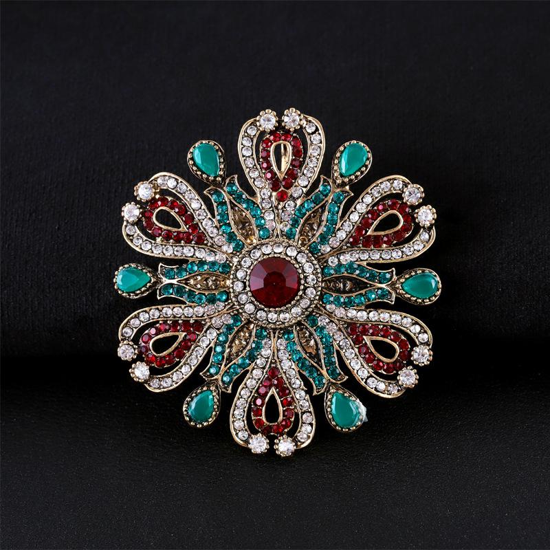 Baroque Style Vintage Women Men Crystal Brooch Retro Badges Lapel Pin Party Corsage Jewelry Accessories