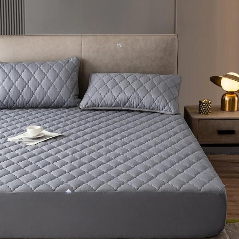 Light Colored All Inclusive Mattress Cover Diamond Shaped Anti Slip Breathable Mattress Cover Elastic Comfortable and Waterproof