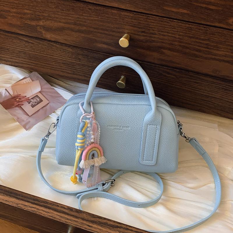 Summer small bag women 2025 new versatile shoulder messenger bag popular portable pillow bag this year