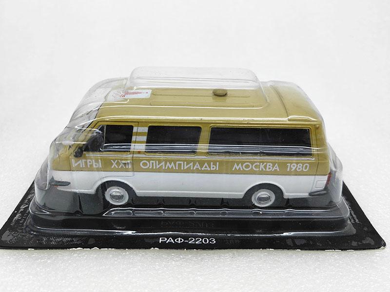 

1:43 Latvian Van RAF 2203 Diecast Alloy Model Car Commemorative Edition Collection Model Decorative For Boy Gifts чёрный