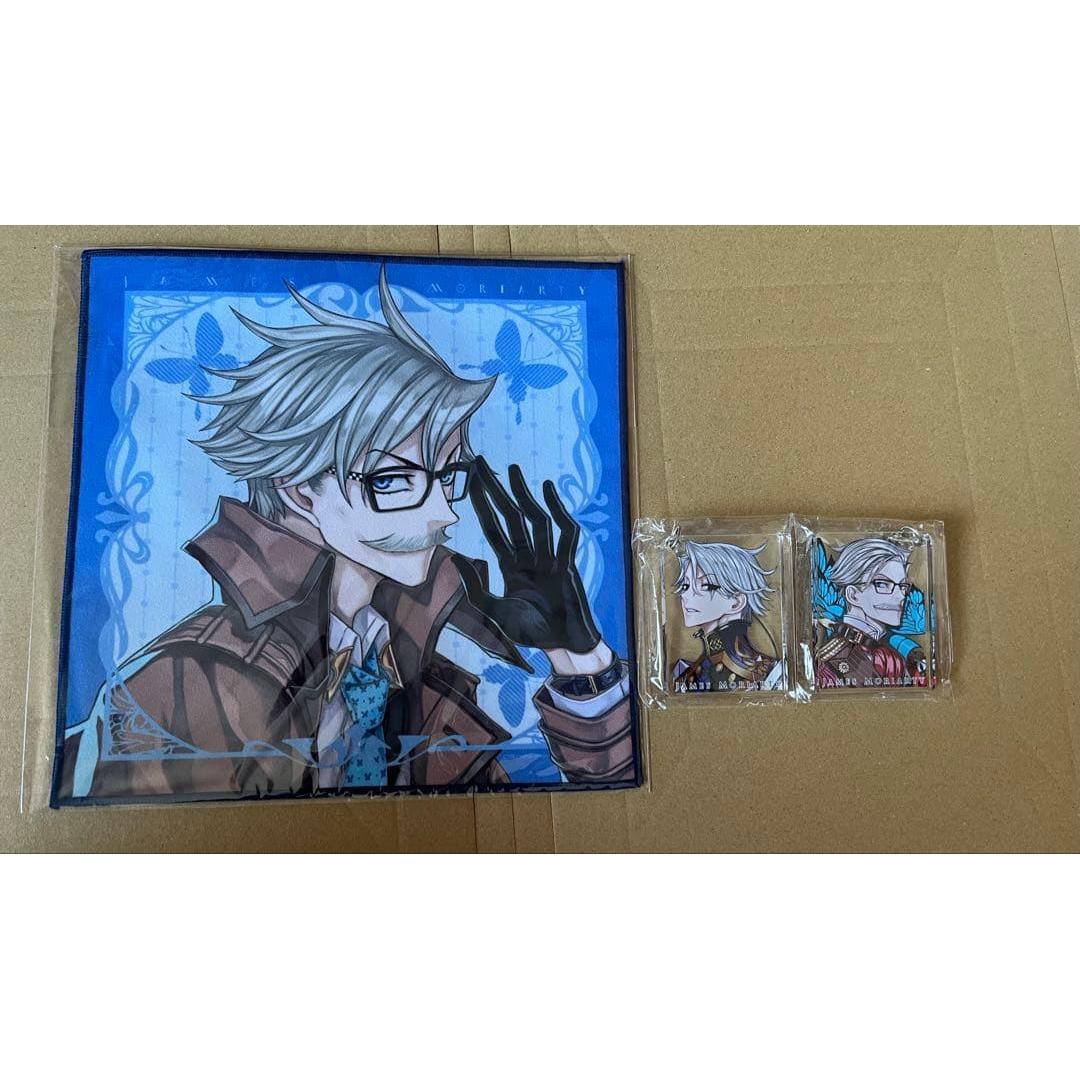 RAITA FGO Moriarty Acrylic Keychain Glasses Cleaning Absolute Girl