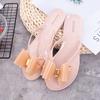 Sommer Damen Koreanische Edition Outdoor-Slipper mit Schleife und Fischgrätenmuster Flache Bottom-Slipper und Dicke Bottom-Slipper