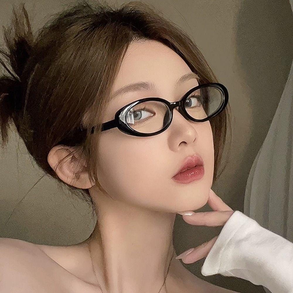 Neue Y2K-Brillen mit ovalem Rahmen, Retro-Sonnenbrillen für draußen, Katzenaugenbrillen, Einfache Brillen, Schmale Brillen, Blaulichtfilter-Brillen