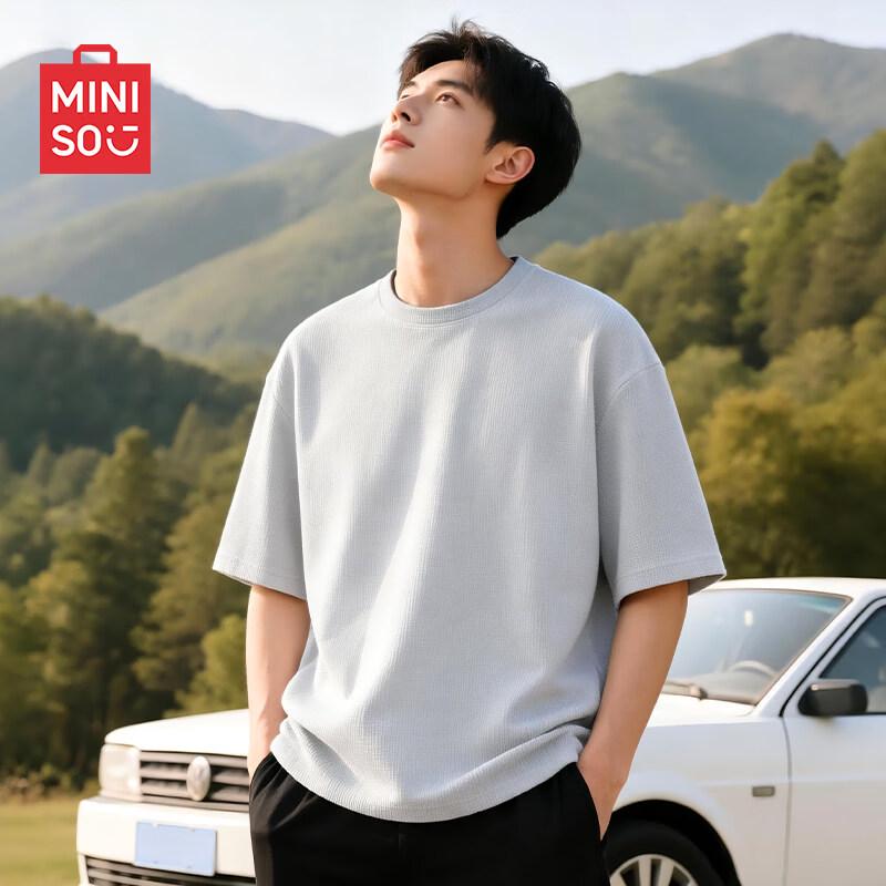 Miniso Men's Heavyweight Waffle Knit Crew Neck T-Shirt
